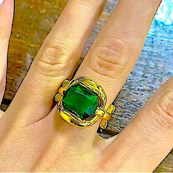 Gold Emerald Crystal Matching Necklace, Earrings, Ring Set - Picture 6 of 8